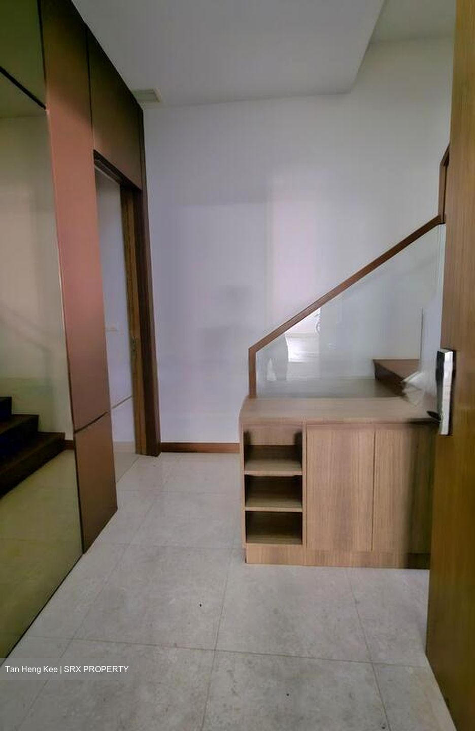 Alana (D28), Terrace #503683711